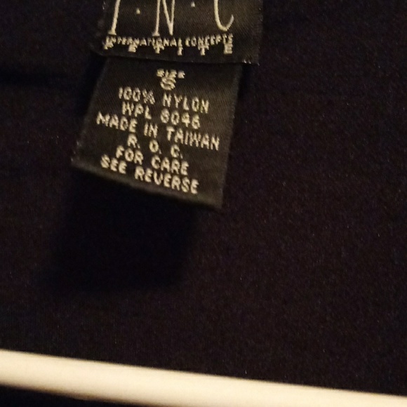 Inc top - Picture 2 of 3